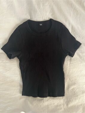 Uniqlo Ribbed Short Sleeve Crewneck Top, sz S
